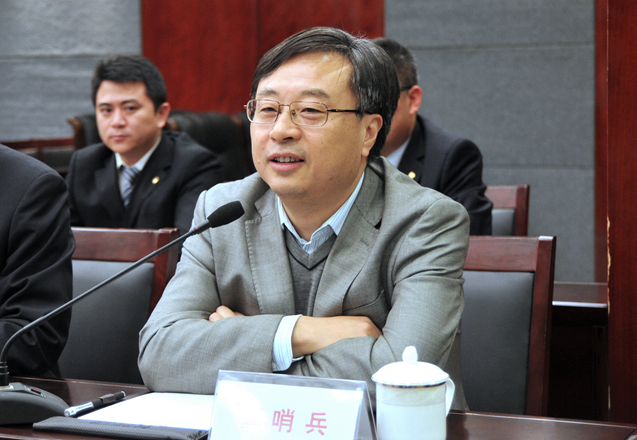 蕪湖市委常委、副市長(zhǎng)曹哨兵對(duì)三方的戰(zhàn)略合作表示祝賀